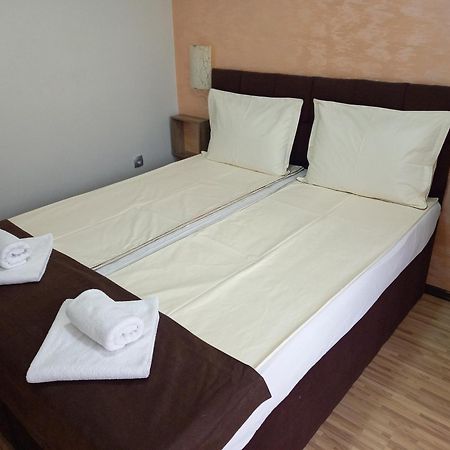 Fantasy Apartaments And Studios Avenue Комплекс Фантазия Хисаря Room photo