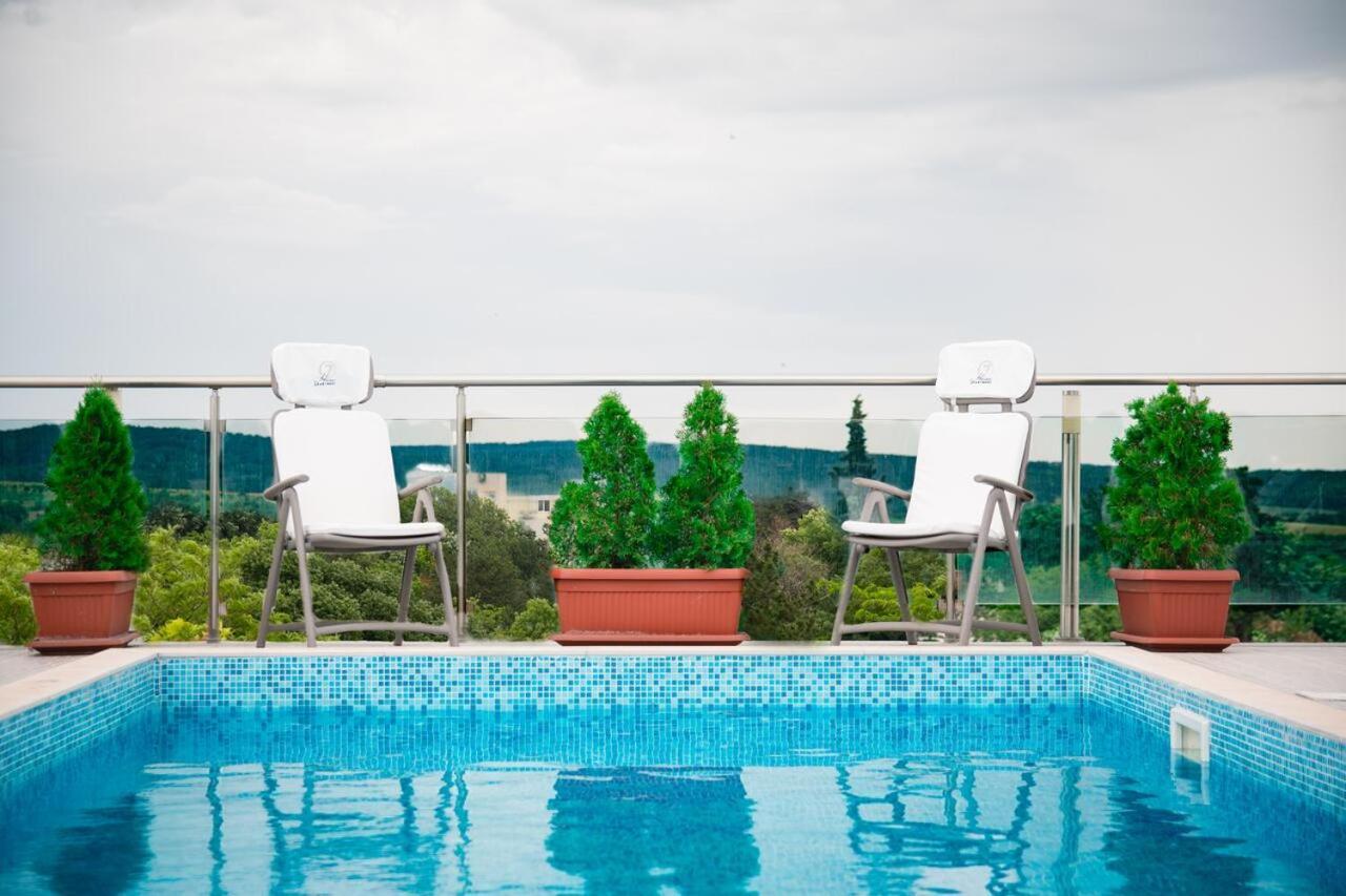 Fantasy Apartaments And Studios Avenue Комплекс Фантазия Хисаря Exterior photo