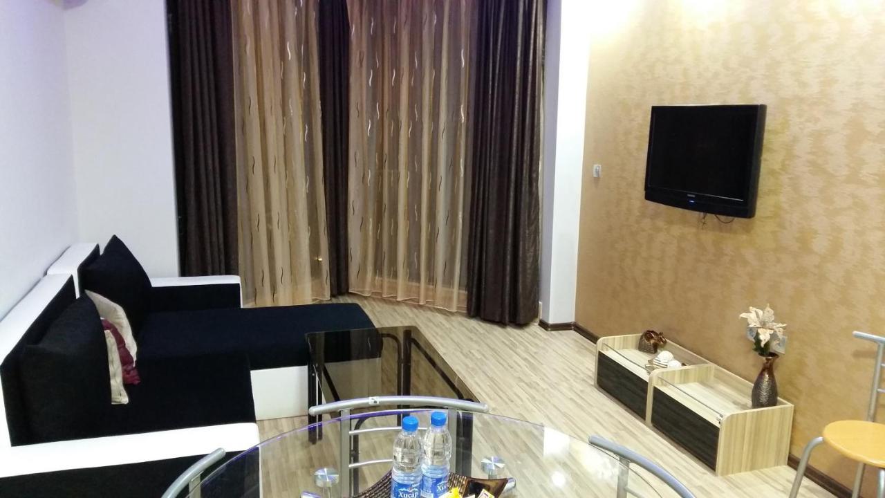 Fantasy Apartaments And Studios Avenue Комплекс Фантазия Хисаря Exterior photo